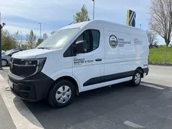 Vit Ny 2025 Renault Master Van | 899 900 kr