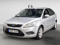 Grå Begagnad 2008 Ford Focus Trend Halvkombi | 39 900 kr (Marknadspris)