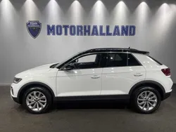 Vit Begagnad 2025 VW T-Roc SUV | 339 900 kr (Dyr)