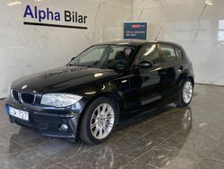Svart Begagnad 2005 BMW 118 Advantage Halvkombi | 44 900 kr (Marknadspris)