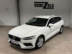 Vit Begagnad 2019 Volvo V60 Momentum Kombi | 233 000 kr (Marknadspris)
