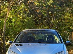 Grå Begagnad 2004 Peugeot 206 Halvkombi | 13 500 kr (Marknadspris)