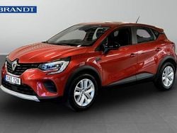 Röd Begagnad 2022 Renault Captur Zen SUV | 229 900 kr (Lite dyr)
