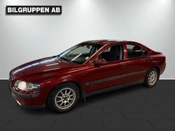 Mörkröd (röd) Begagnad 2001 Volvo S60 Business Edition Sedan | 24 900 kr (Lite dyr)