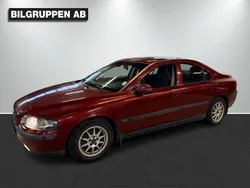 Mörkröd (röd) Begagnad 2001 Volvo S60 Business Edition Sedan | 24 900 kr (Lite dyr)