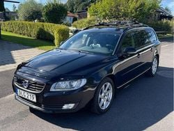 Svart Begagnad 2015 Volvo V70 Dynamic Kombi | 150 000 kr (Marknadspris)