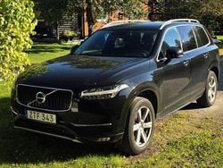 Svart Begagnad 2019 Volvo XC90 Momentum SUV | 340 000 kr