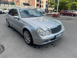 Silver Begagnad 2006 Mercedes E200 Classic Sedan | 33 900 kr (Superpris)