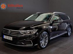 Svart Begagnad 2021 VW Passat GTE Kombi | 209 900 kr (Marknadspris)