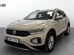 Grå Begagnad 2022 VW T-Roc Life SUV | 254 900 kr (Marknadspris)