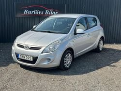 Silver Begagnad 2011 Hyundai i20 Select Halvkombi | 32 800 kr (Marknadspris)