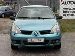 Ljusblå (blå) Begagnad 2008 Renault Clio R.S. Halvkombi | 27 900 kr (Marknadspris)