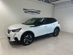 Vit Begagnad 2022 Peugeot e-2008 GT SUV | 289 900 kr