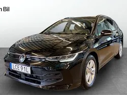 Begagnad 2024 VW Golf VIII Life | 309 900 kr (Lite dyr)