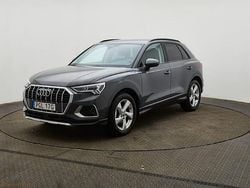 Grå Begagnad 2024 Audi Q3 Proline SUV | 354 900 kr (Marknadspris)