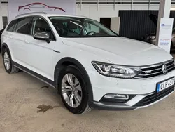 Vit Begagnad 2019 VW Passat Alltrack Executive Kombi | 199 900 kr (Bra pris)