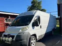 Vit Begagnad 2009 Peugeot Boxer Van | 25 000 kr