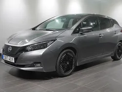 Grå Begagnad 2023 Nissan Leaf N-Connecta Halvkombi | 209 900 kr (Marknadspris)
