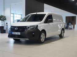 Vit (ice white) Begagnad 2023 Nissan Townstar Minibuss | 324 875 kr (Marknadspris)
