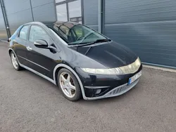 Svart Begagnad 2007 Honda Civic Halvkombi | 28 900 kr (Dyr)