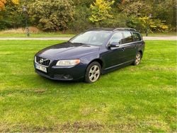 Blå Begagnad 2010 Volvo V70 Momentum Kombi | 34 000 kr (Superpris)