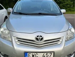 Silver Begagnad 2010 Toyota Verso Minibuss | 58 000 kr (Marknadspris)