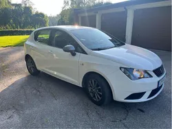 Vit Begagnad 2016 Seat Ibiza Halvkombi | 120 000 kr (Marknadspris)