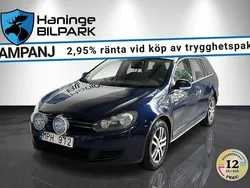 Blå Begagnad 2010 VW Golf VI Kombi | 69 900 kr (Marknadspris)