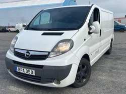 Vit Begagnad 2014 Opel Vivaro Van | 21 000 kr