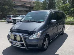 Grå Begagnad 2012 Mercedes Viano Minibuss | 164 900 kr (Superpris)