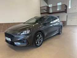 Grå (magnetic) Begagnad 2019 Ford Focus ST-Line Kombi | 149 900 kr (Marknadspris)
