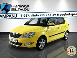 Gul Begagnad 2011 Skoda Fabia Elegance Halvkombi | 39 900 kr