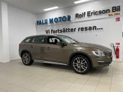 Brun Begagnad 2018 Volvo V60 CC Standard Kombi | 269 500 kr (Bra pris)
