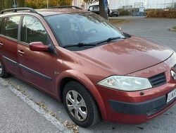 Röd Begagnad 2004 Renault Mégane GrandTour Kombi | 16 500 kr (Bra pris)