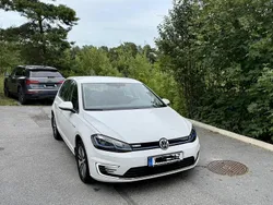 Vit Begagnad 2019 VW e-Golf Halvkombi | 176 000 kr (Marknadspris)