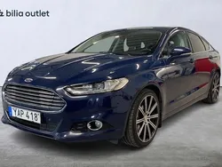 Mörkblå (mblå) Begagnad 2015 Ford Mondeo Sedan | 130 000 kr (Marknadspris)