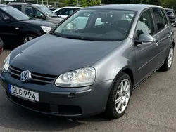 Mörkgrå Begagnad 2007 VW Golf VI Trendline Halvkombi | 29 900 kr (Marknadspris)