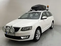 Vit Begagnad 2017 Skoda Octavia Sedan | 129 000 kr