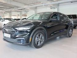 Svart Begagnad 2021 Ford Mustang Mach-E Standard Range SUV | 429 800 kr (Dyr)
