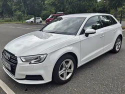 Vit Begagnad 2020 Audi A3 Sportback Proline Halvkombi | 169 000 kr (Marknadspris)