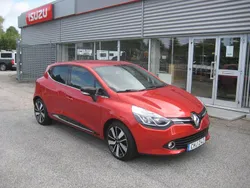 Röd Begagnad 2016 Renault Clio IV Dynamique Halvkombi | 94 800 kr (Marknadspris)