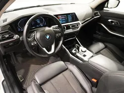 Okänd Begagnad 2021 BMW 320 Sport Line Kombi | 279 500 kr (Bra pris)