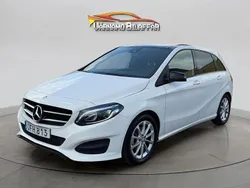 Vit Begagnad 2017 Mercedes B180 Urban Minibuss | 154 900 kr (Lite dyr)