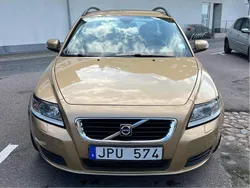 Brun Begagnad 2009 Volvo V50 Kinetic Kombi | 95 000 kr (Dyr)