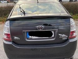 Grå Begagnad 2007 Toyota Prius Halvkombi | 26 000 kr (Marknadspris)