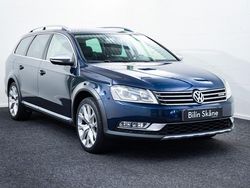 Mörkblå (blå) Begagnad 2012 VW Passat Alltrack Kombi | 129 900 kr (Lite dyr)