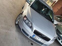 Grå Begagnad 2005 Volvo V50 Kombi | 20 000 kr
