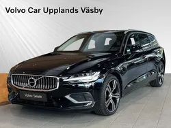 Svart Begagnad 2021 Volvo V60 Inscription Kombi | 339 900 kr (Marknadspris)