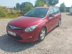 Mörkröd (röd) Begagnad 2011 Hyundai i30 Kombi | 34 500 kr (Dyr)