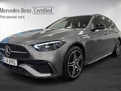 Grå Begagnad 2025 Mercedes C300e AMG Kombi | 539 000 kr (Marknadspris)